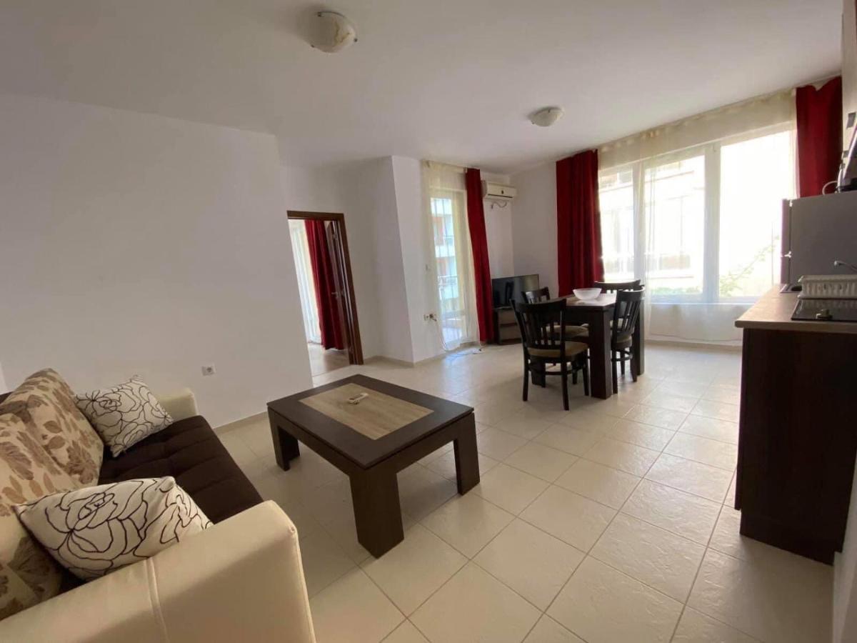 Sunrise Apartments, Pomorie Eksteriør billede