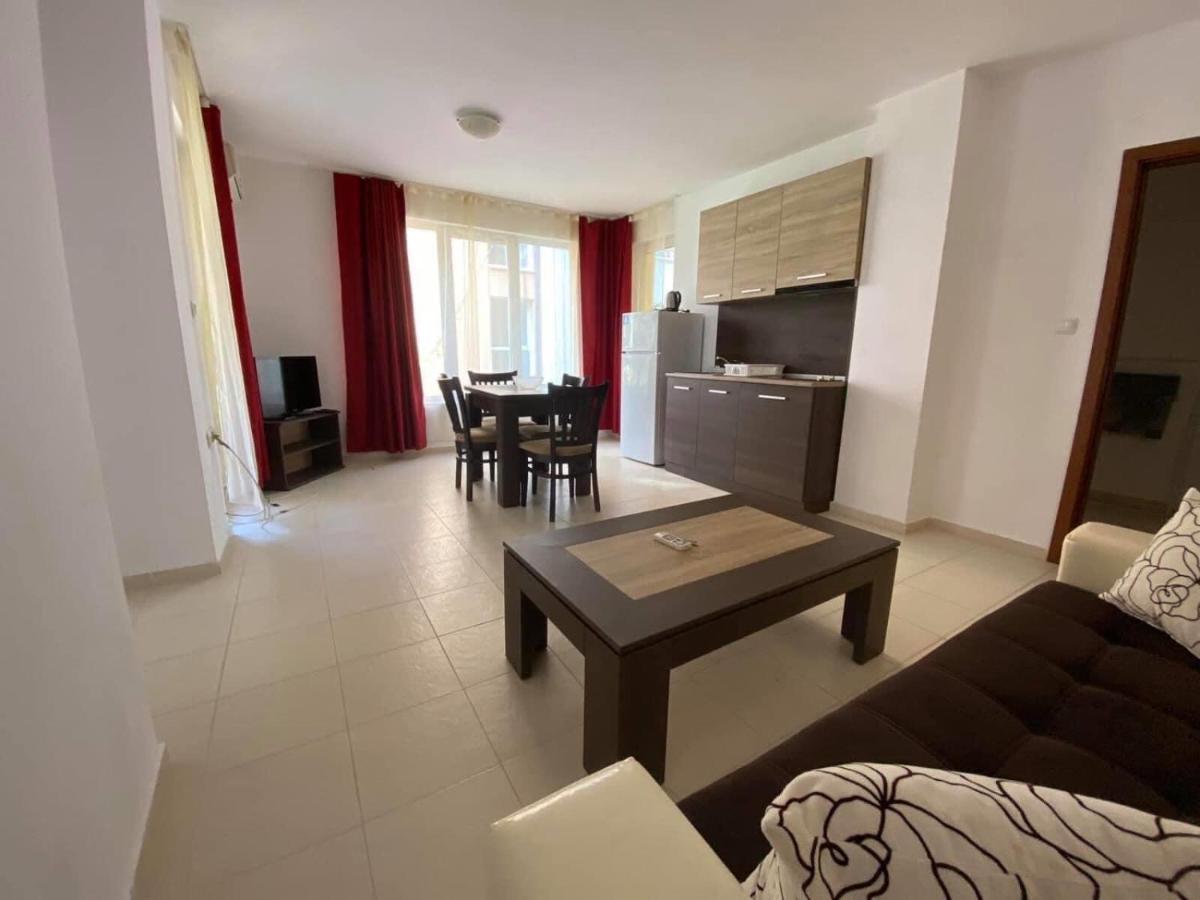 Sunrise Apartments, Pomorie Eksteriør billede