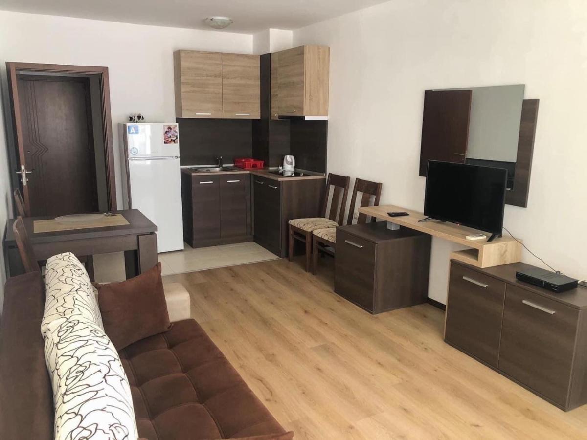 Sunrise Apartments, Pomorie Eksteriør billede