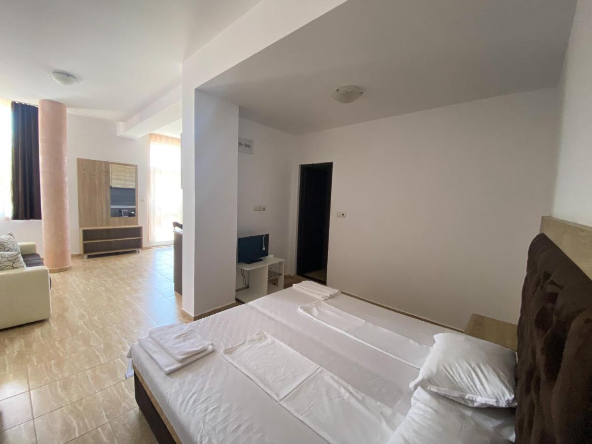 Sunrise Apartments, Pomorie Eksteriør billede